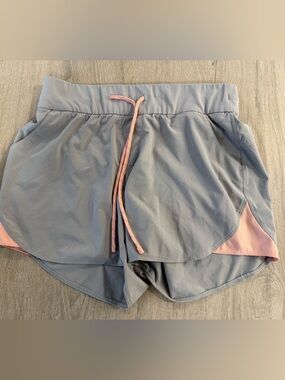 Columbia Gray Pink Athletic Running Shorts Women’s Medium Activewear Pocket M